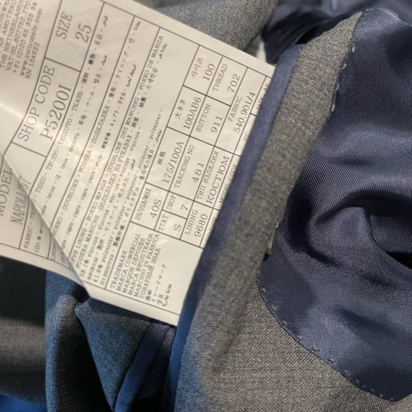 Suitsupply wool 2 button blazer - Picture 6 of 8